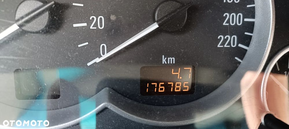Opel Corsa 1.2 16V Enjoy Easytronic - 8