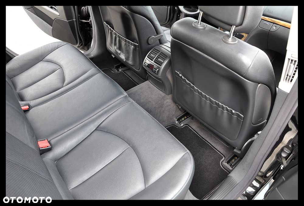 Mercedes-Benz Klasa E 320 CDI Avantgarde - 24