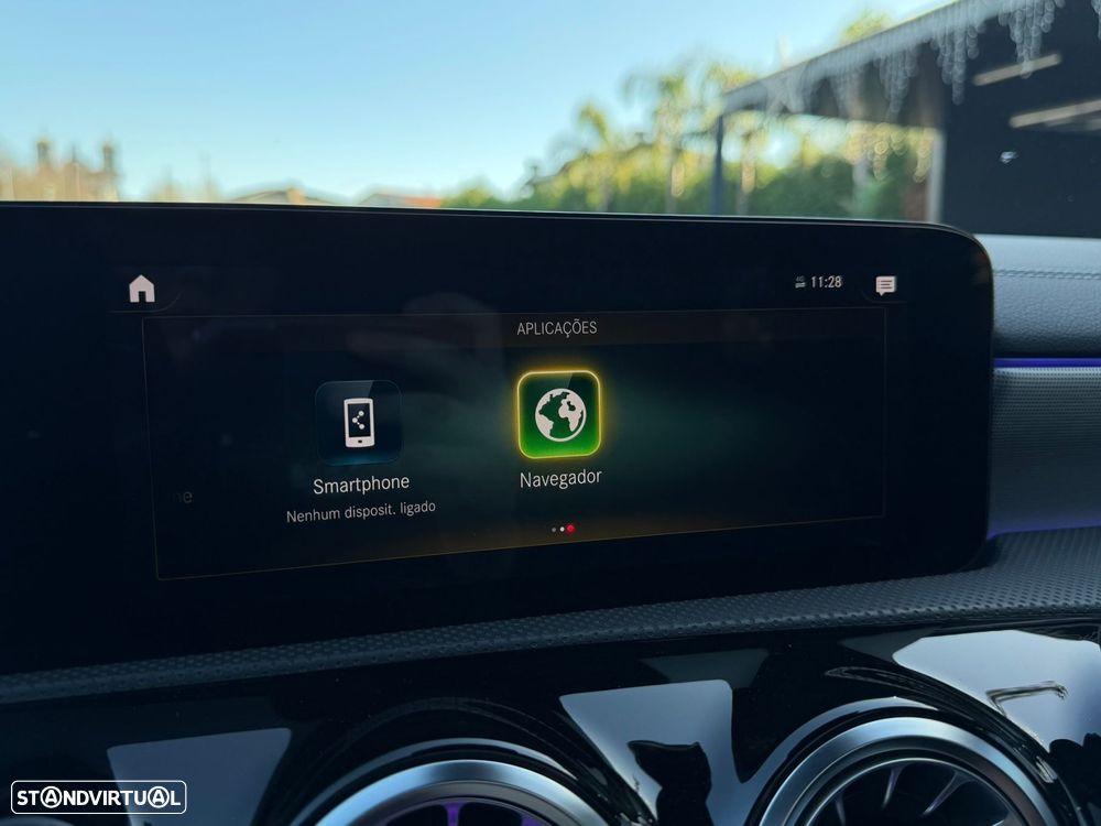 Mercedes-Benz CLA 250 e Shooting Brake AMG Line - 55