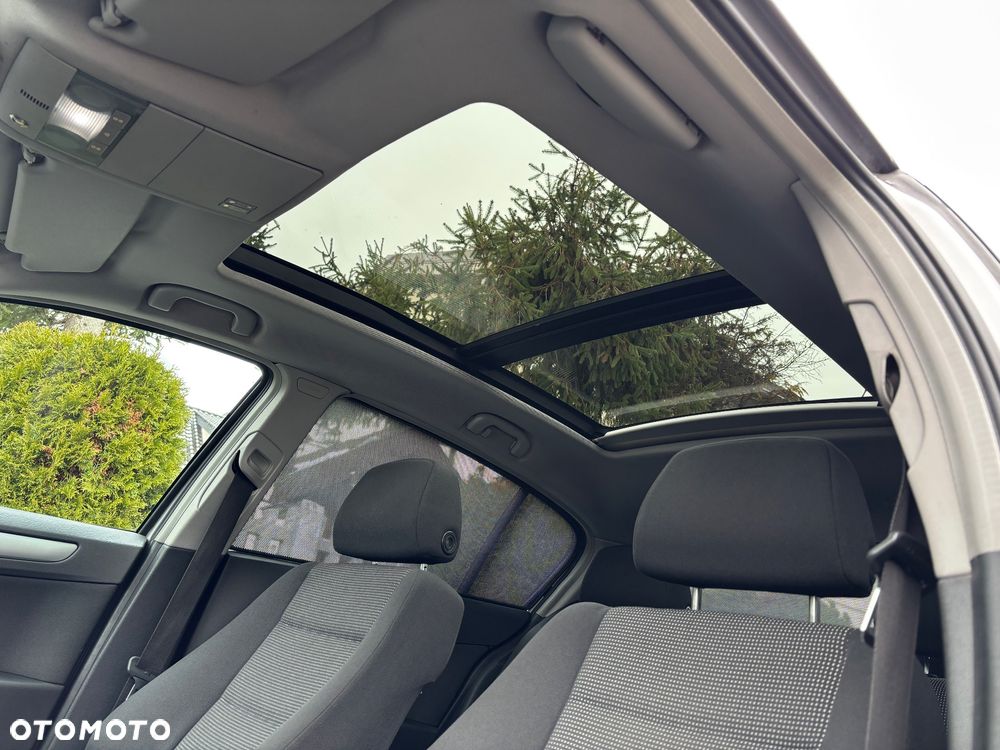 Opel Astra 1.7 CDTI - 9