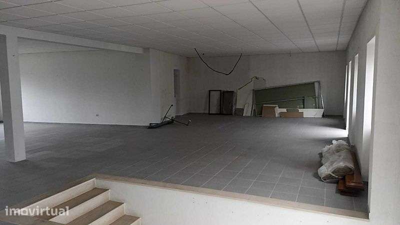 Moradia independente à venda em 
Figueira de Lorvão, Penacova - Grande imagem: 4/12