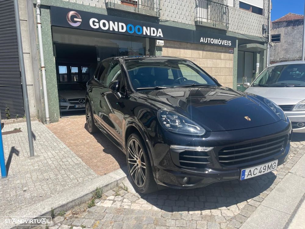Porsche Cayenne S E-Hybrid - 3