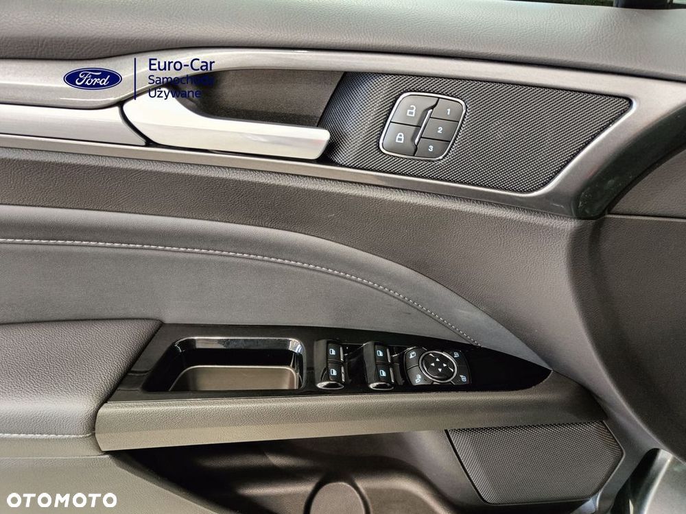 Ford Mondeo 2.0 EcoBlue Titanium - 15