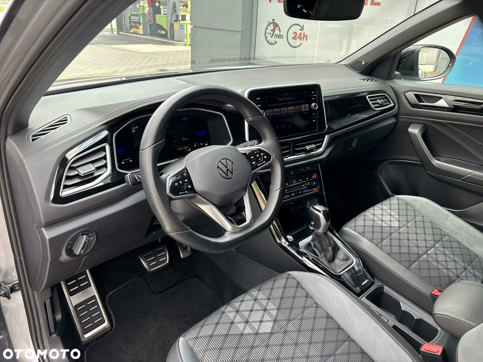 Volkswagen T-Roc 1.5 TSI R-Line DSG - 10