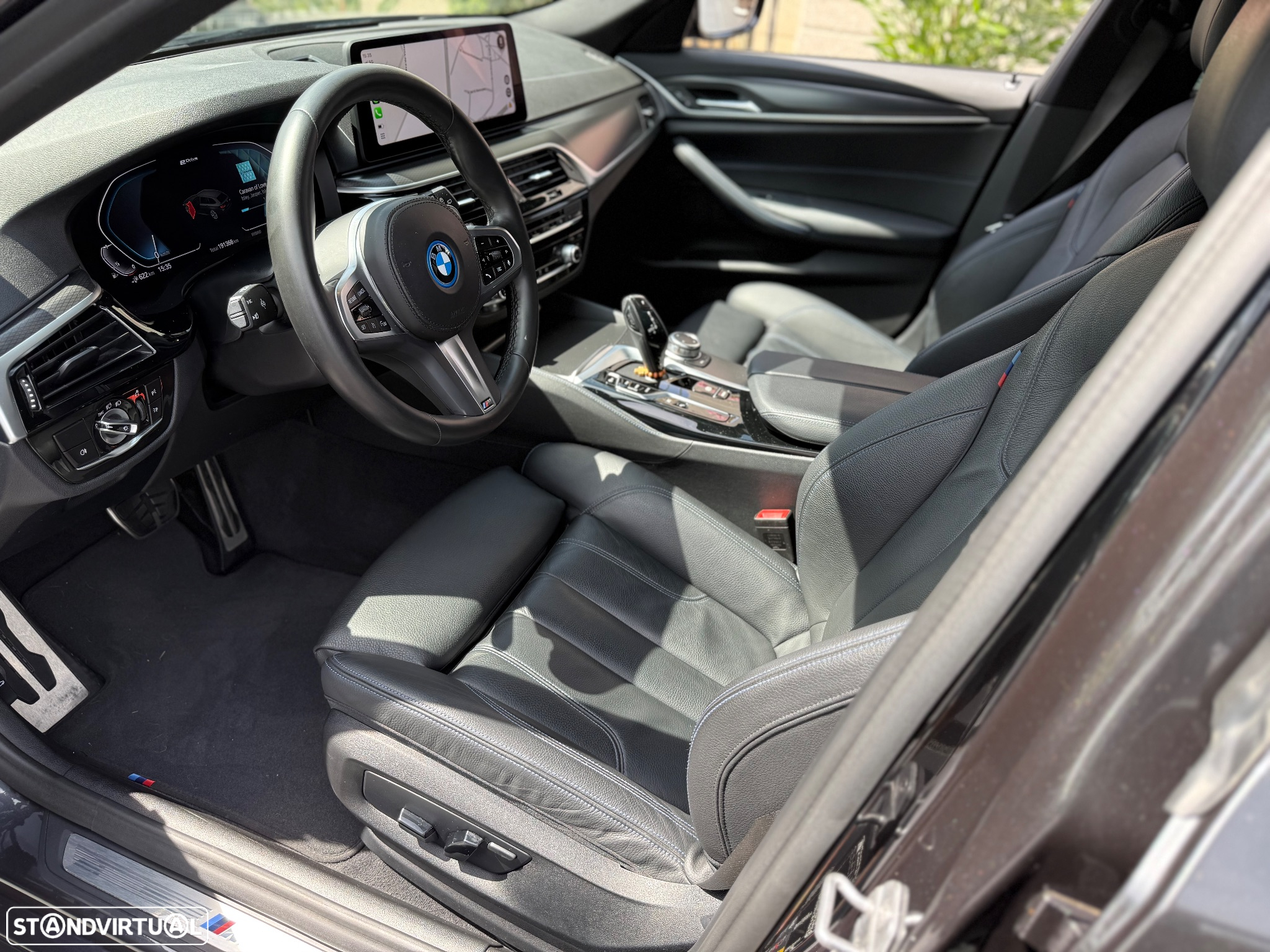 BMW 530 e Pack Desportivo M - 19