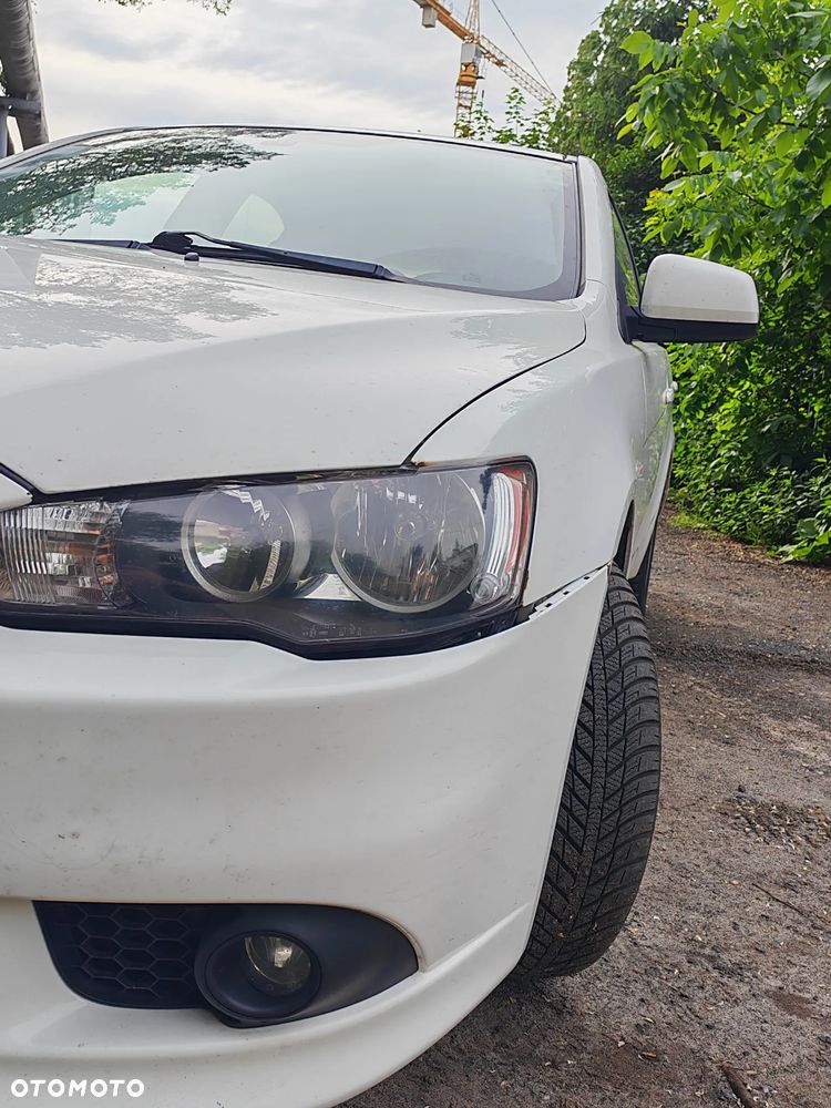 Mitsubishi Lancer 1.8 Invite - 5
