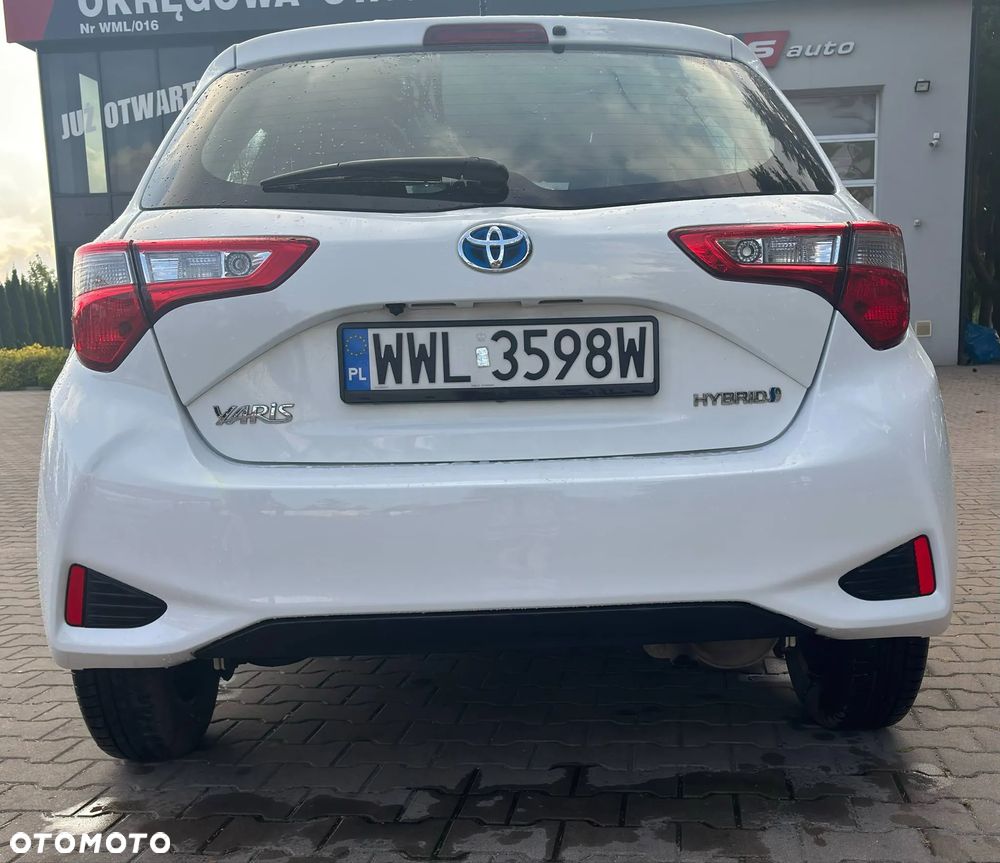 Toyota Yaris - 4