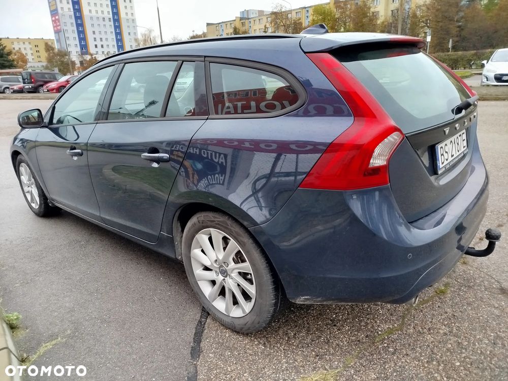 Volvo V60 D3 Business Edition - 4