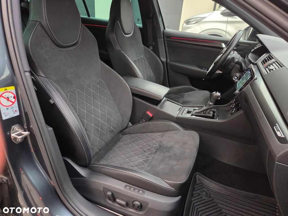 Skoda Superb 2.0 TDI 4x4 DSG Sportline - 17