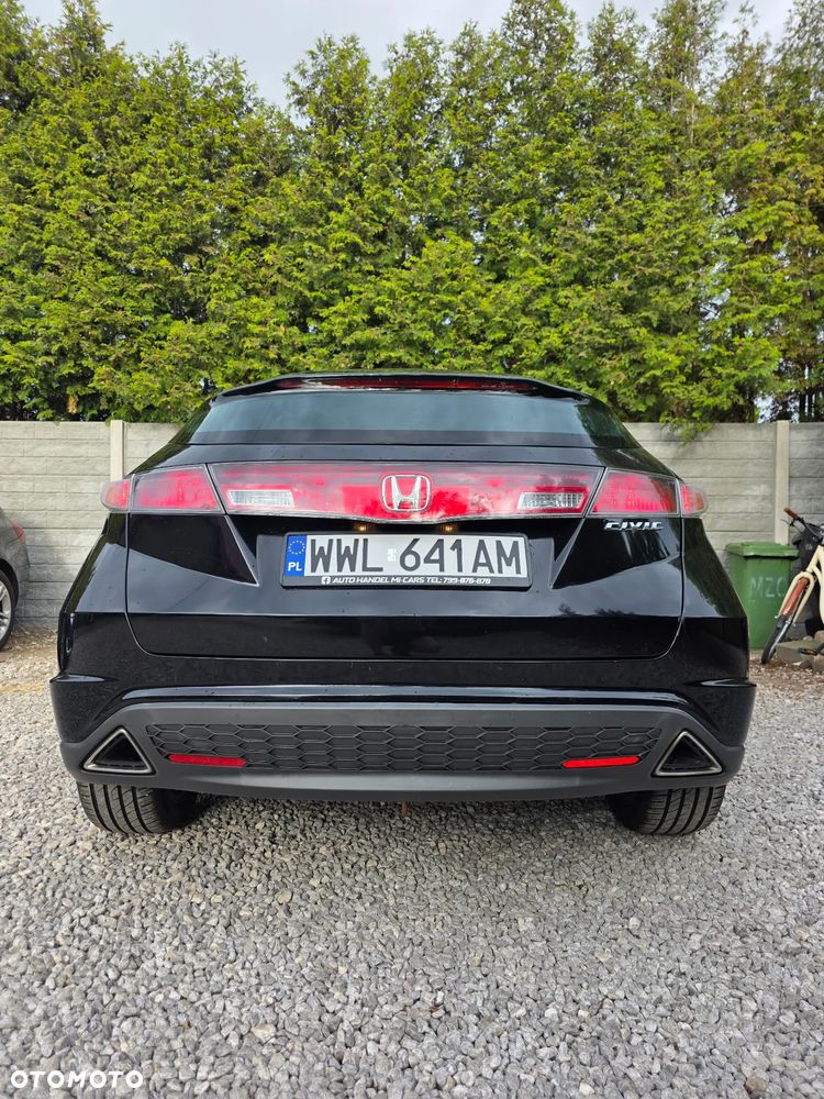 Honda Civic 1.8 Comfort - 11