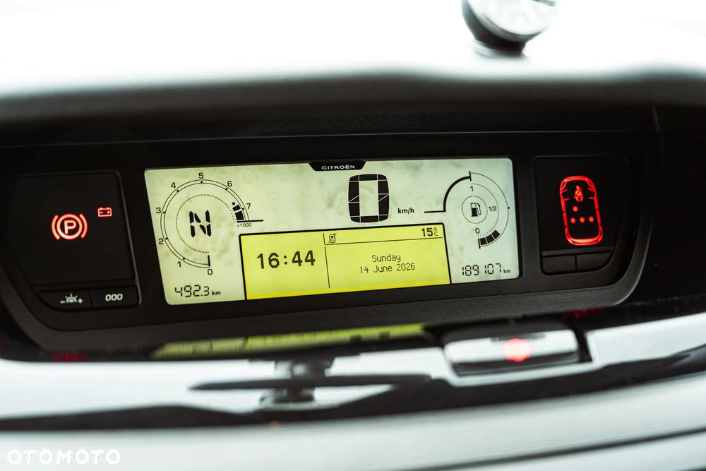 Citroën C4 Picasso THP 150 EGS6 Exclusive - 27