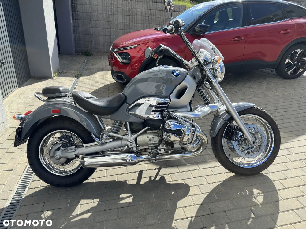 BMW R - 1