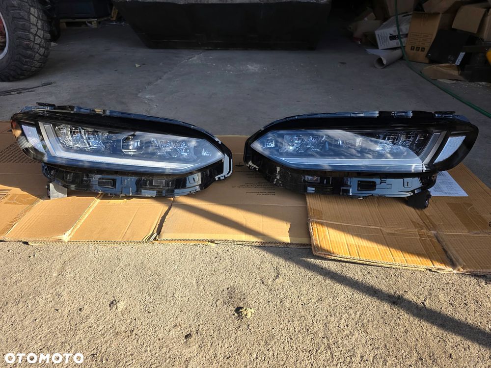 HONDA ZR-V LAMPA PRZÓD PRZEDNIA FULL LED REFLEKTOR KOMPLET 100-622E5 - 1