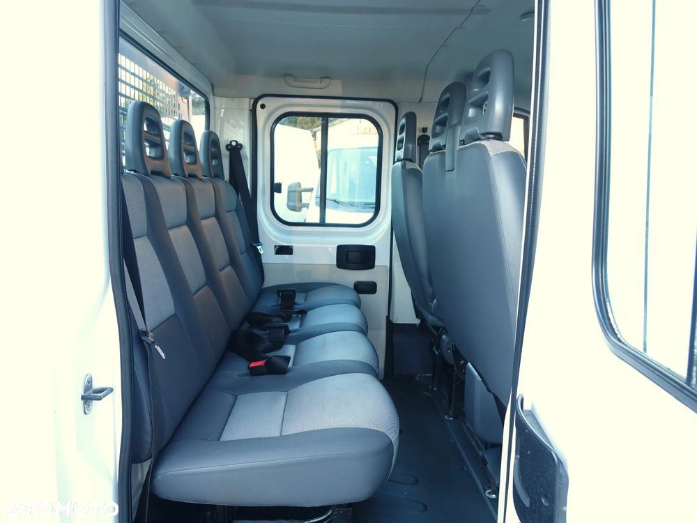 Fiat Ducato 7-osobowy DOKA skrzynia ładunkowa brygadówka - 13