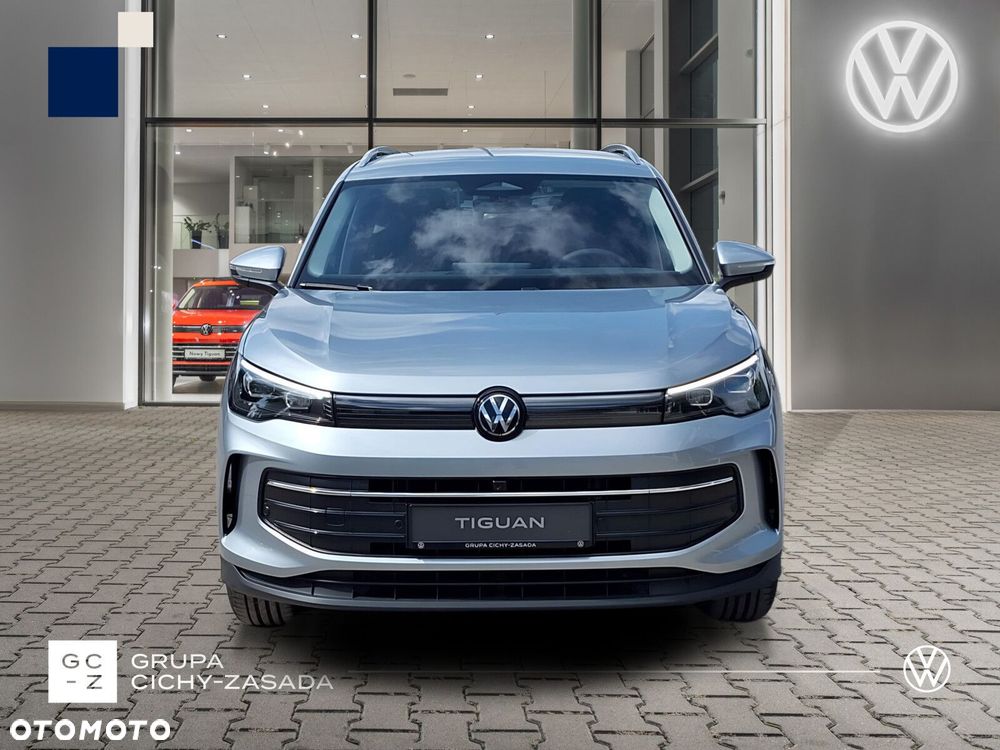 Volkswagen Tiguan - 8