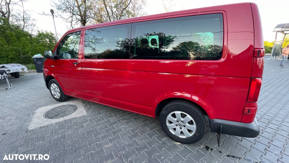 Volkswagen Caravelle LR Comfortline 4M - 6