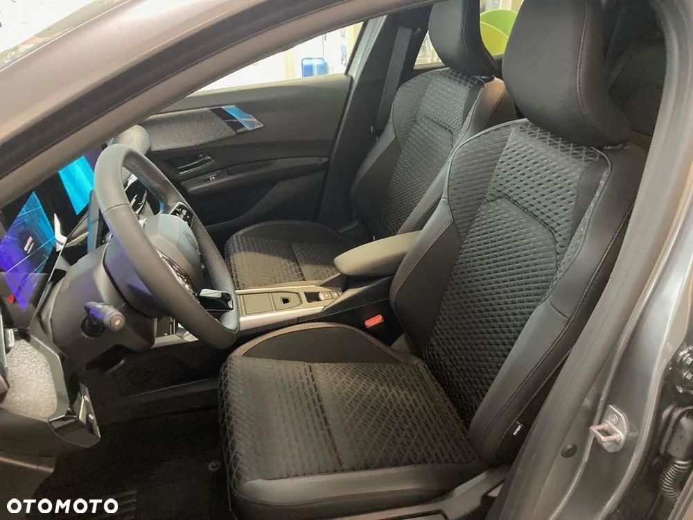 Renault Clio 1.8 E-TECH Full Hybrid 160 Techno - 10