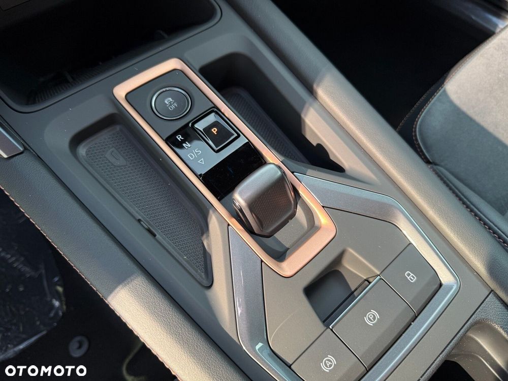 Cupra Formentor 1.5 eTSI mHEV DSG - 25