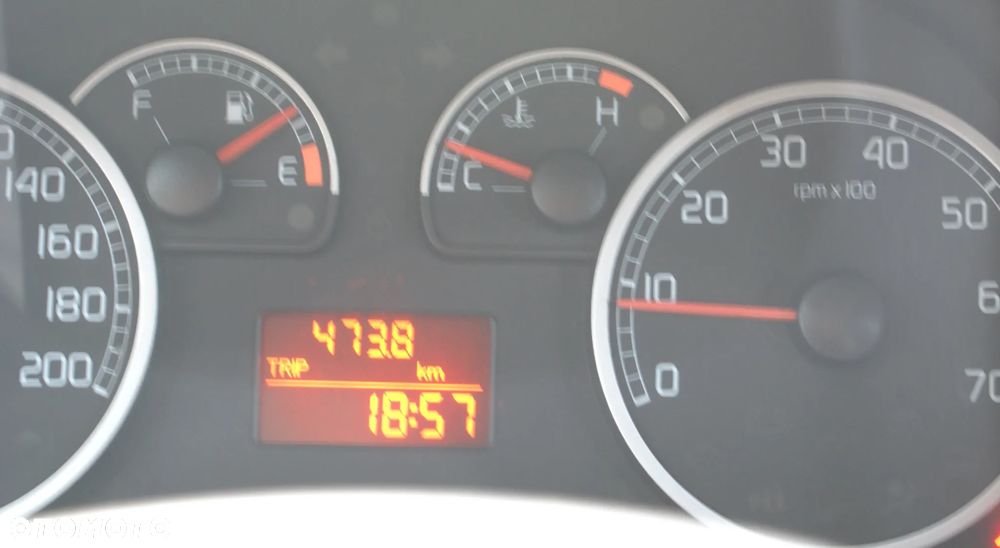 Fiat Punto 1.2 8V - 7