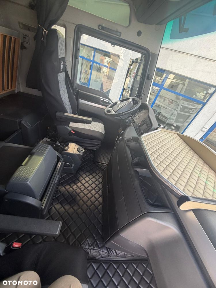 MAN TGX - 14