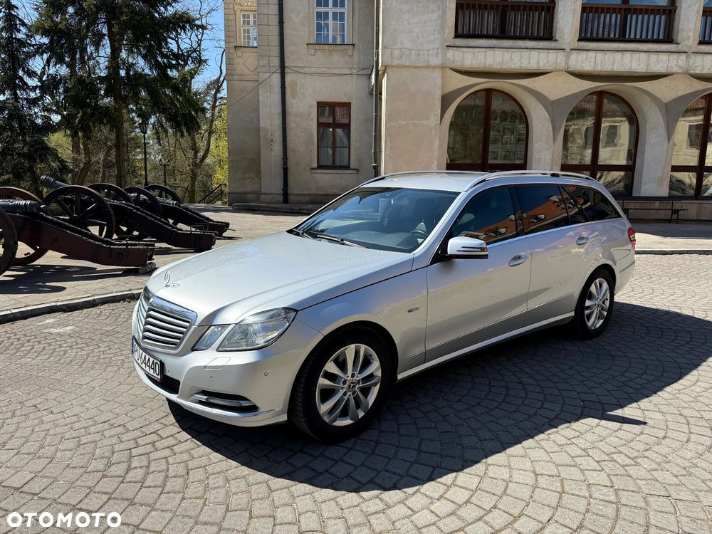Mercedes-Benz Klasa E 220 CDI DPF BlueEFFICIENCY 7G-TRONIC - 1