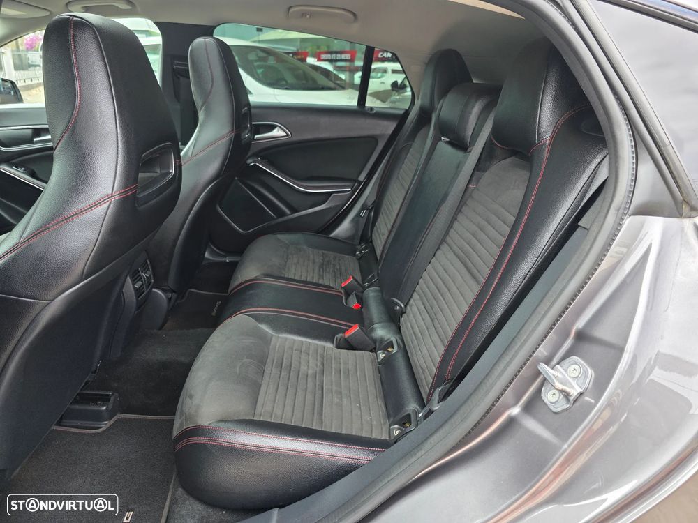 Mercedes-Benz CLA 200 CDI AMG Line Aut. — fotografia 33