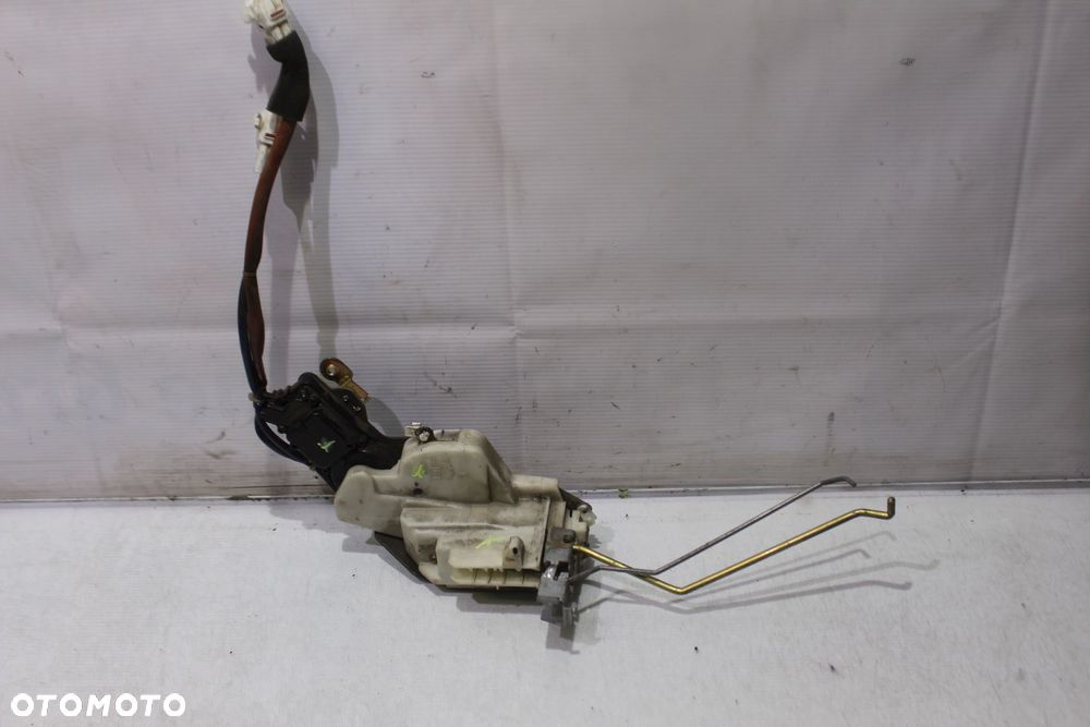 ZAMEK LEWY PRZÓD DRZWI SUZUKI LIANA - 1