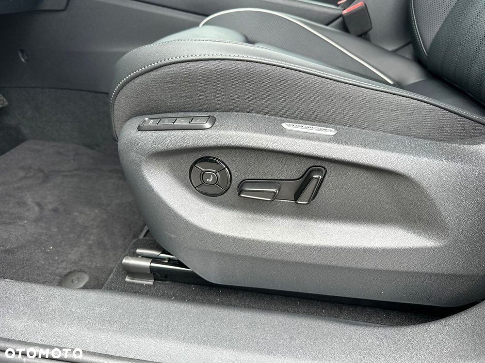 Volkswagen Tiguan - 13