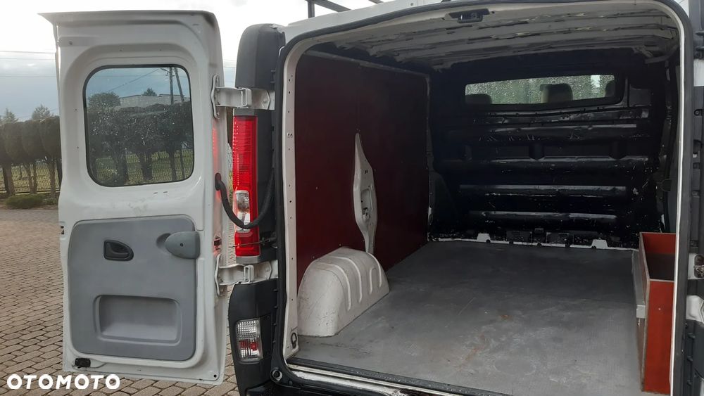 Renault TRAFIC - 21
