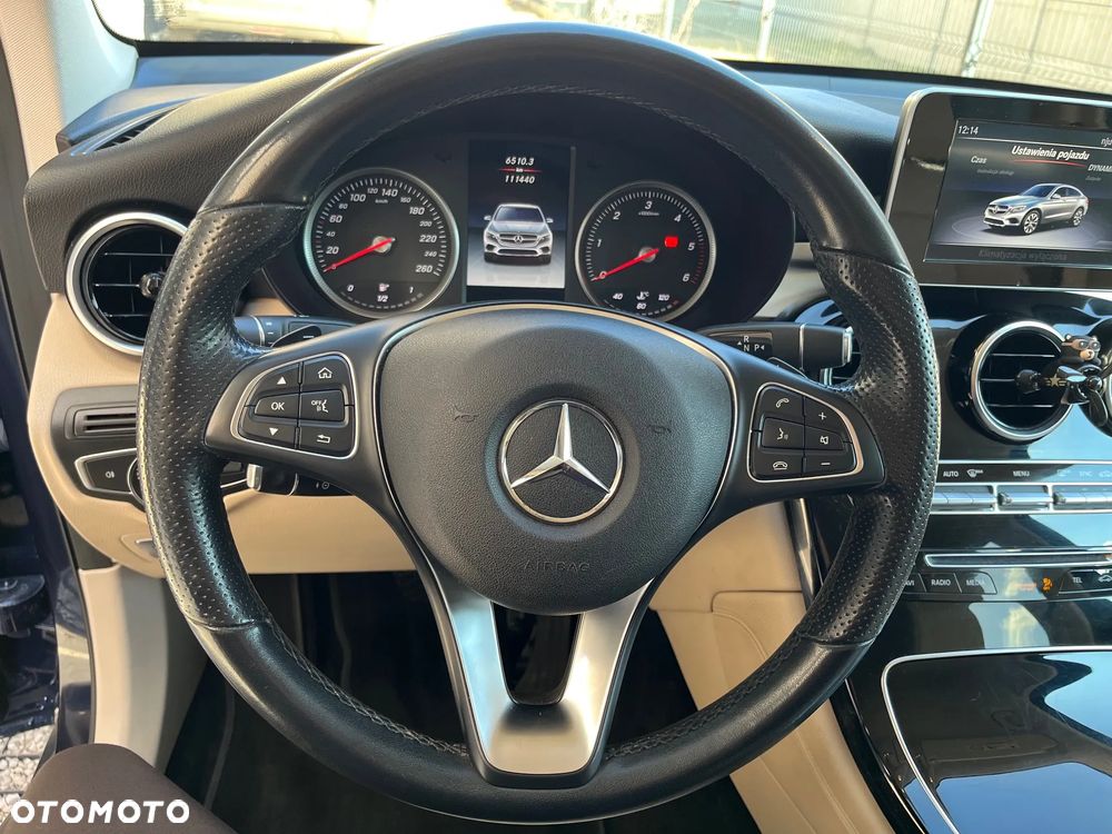Mercedes-Benz GLC - 25