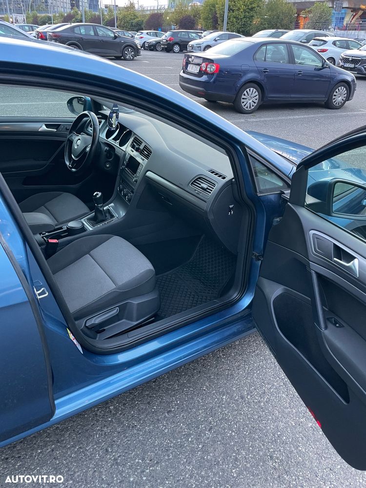 Volkswagen Golf 1.6 TDI BlueMotion Technology DPF Comfortline - 8
