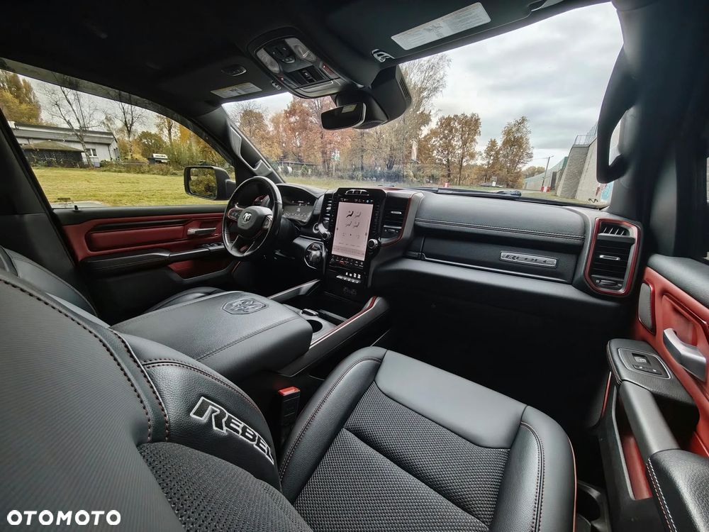 Dodge RAM 5.7 4x4 - 12