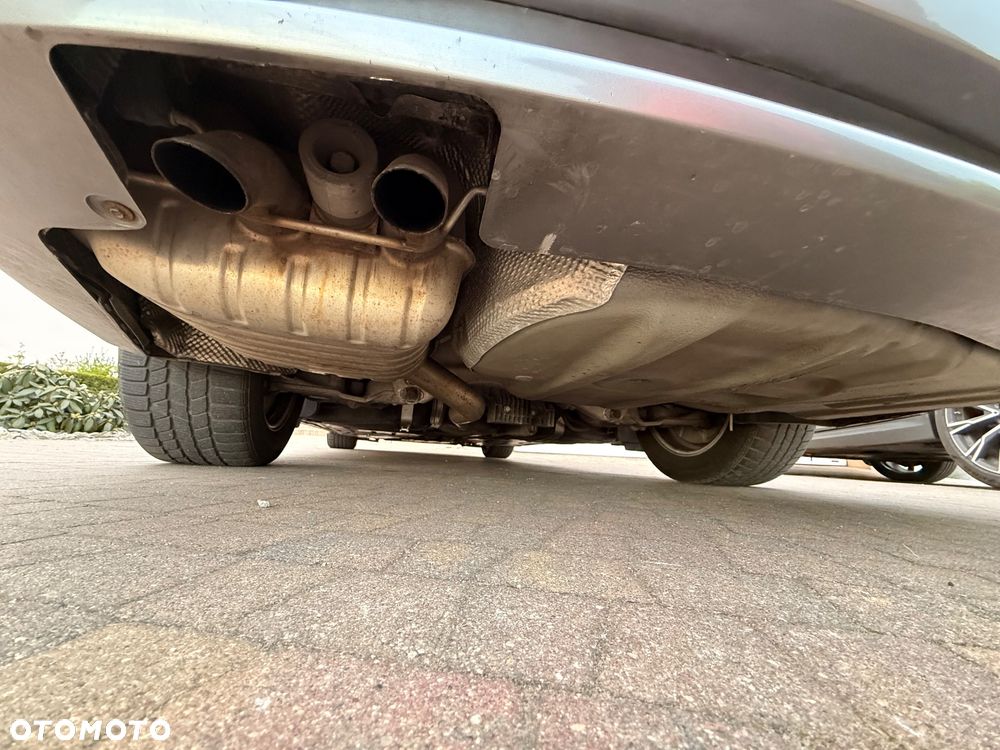 BMW Seria 7 - 23
