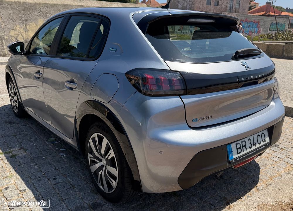 Peugeot e-208 Active Pack - 11