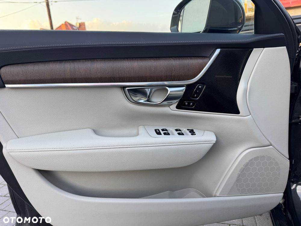 Volvo V90 T8 Twin Engine AWD Geartronic Inscription - 23