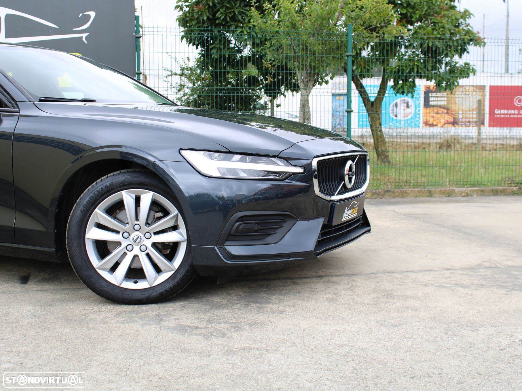 Volvo V60 2.0 D3 Momentum - 16