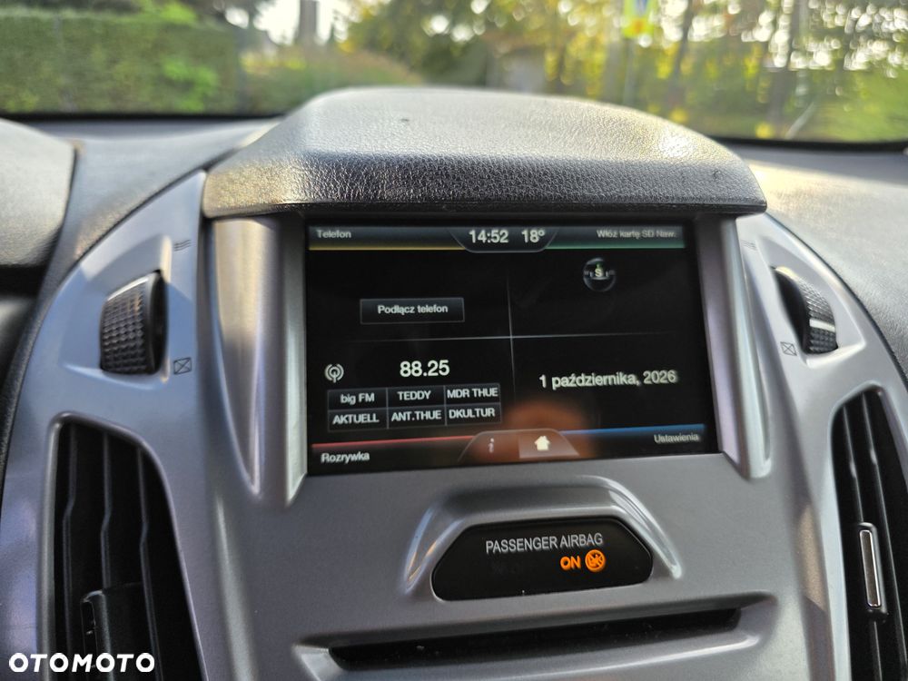 Ford Tourneo Connect Grand - 19
