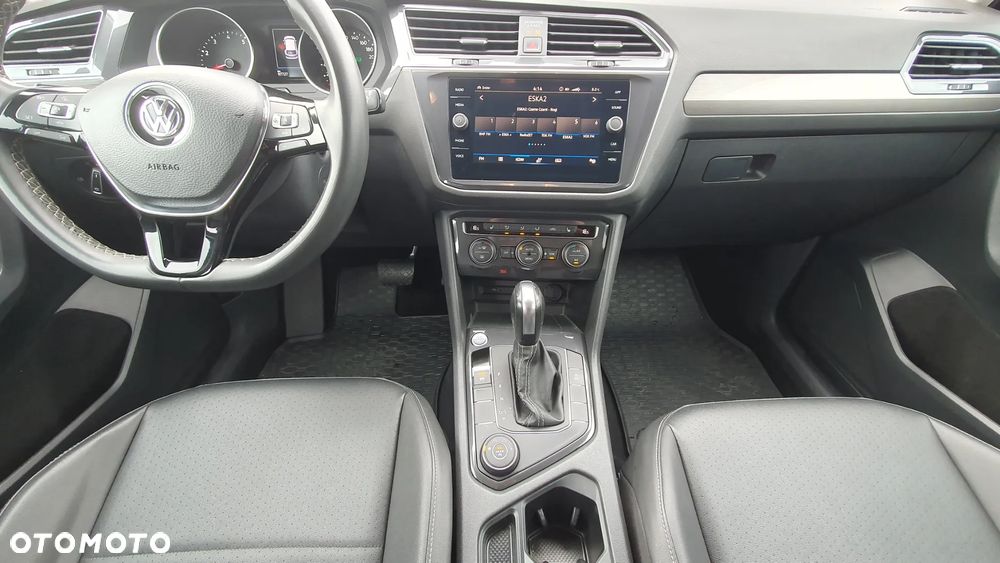 Volkswagen Tiguan - 10