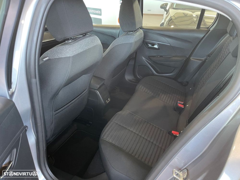 Peugeot e-208 50 kWh Active Pack - 23