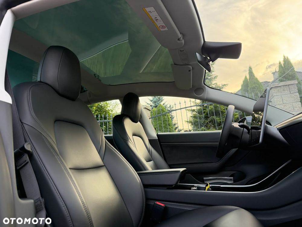 Tesla Model 3 Standard Reichweite Plus Hinterradantrieb - 5