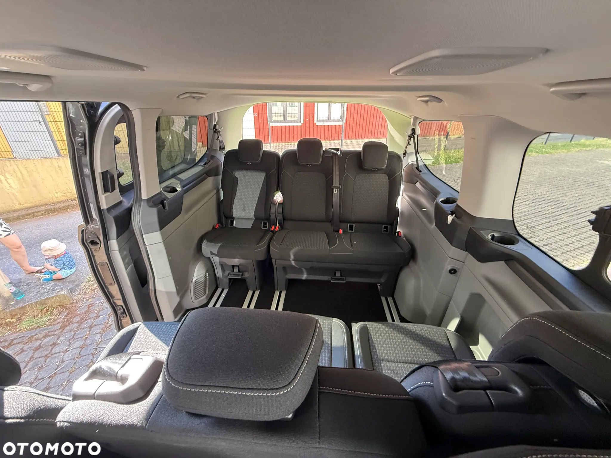 Ford Tourneo Custom 2.0 EcoBlue L1 Trend - 8