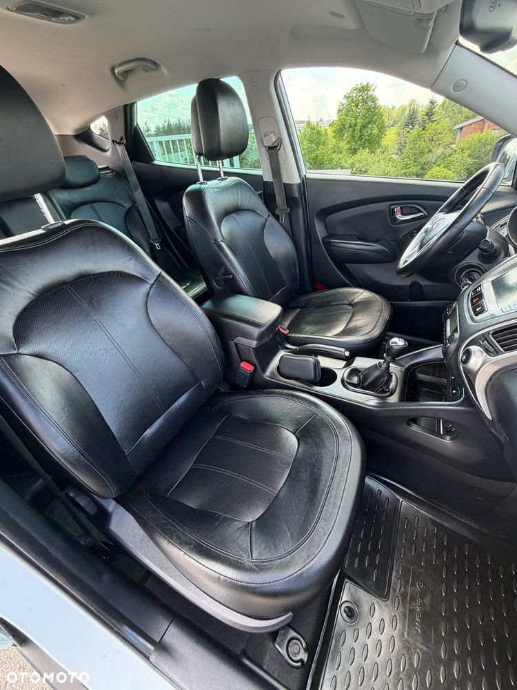 Hyundai ix35 2.0 CRDi 4WD Premium - 8