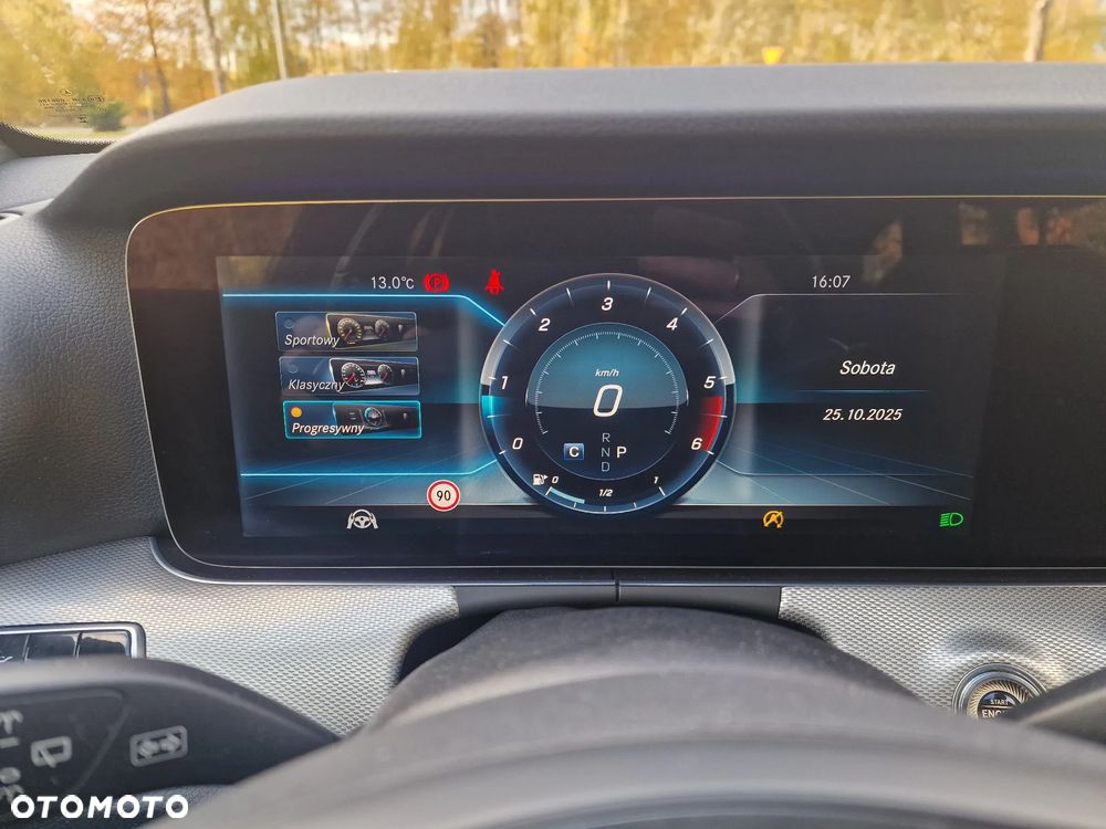 Mercedes-Benz Klasa E 220 d 4Matic 9G-TRONIC AMG Line - 27