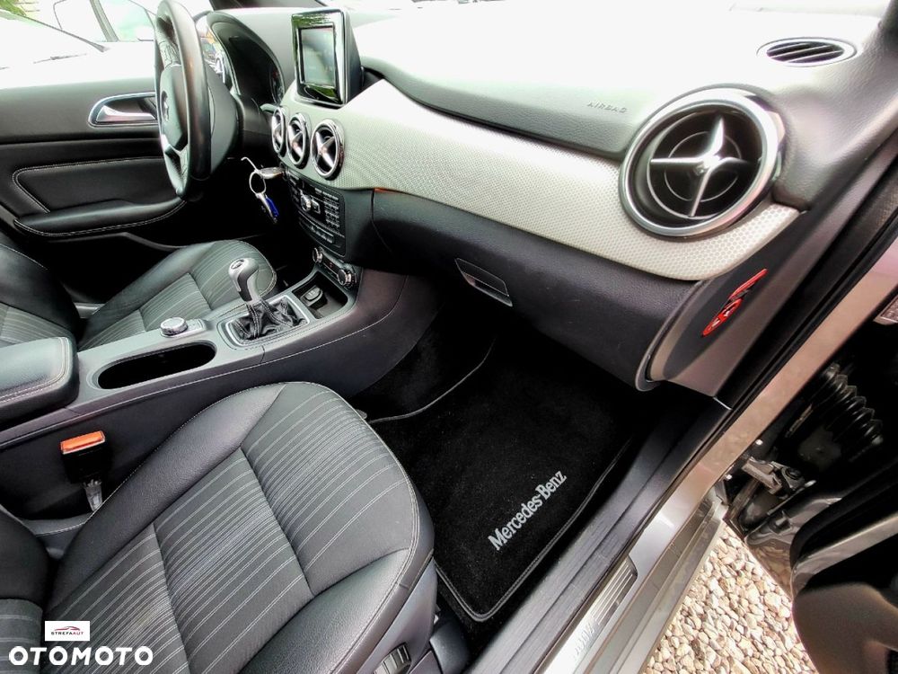 Mercedes-Benz Klasa B - 21