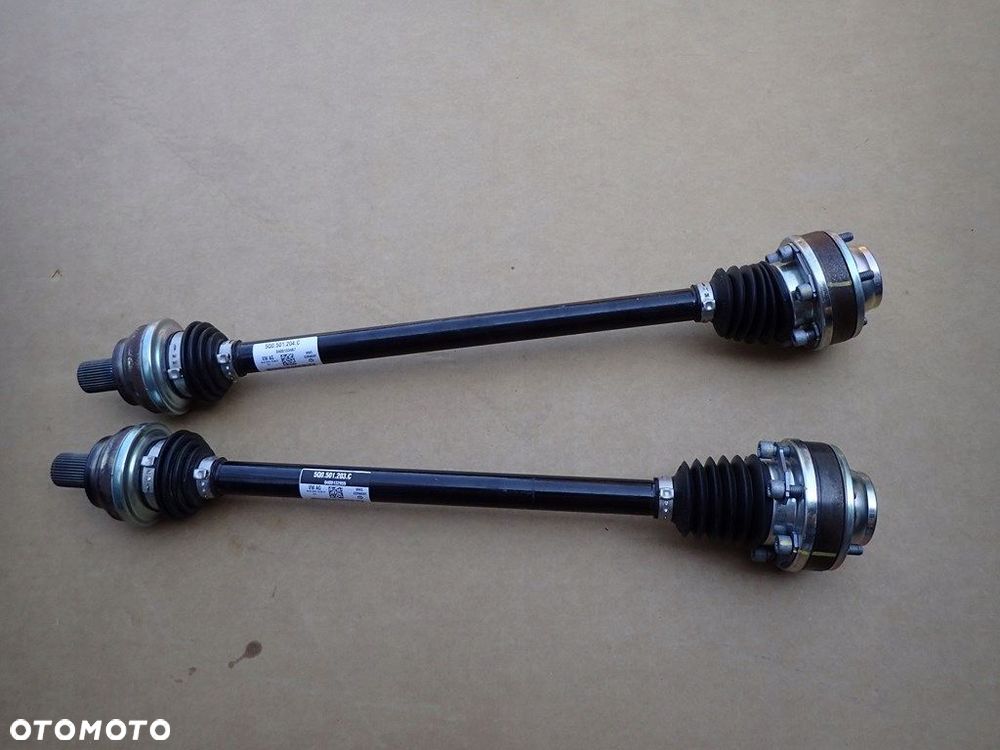 DW T-ROC PÓŁOŚ TYŁ 5Q0501203C 5Q0501204C