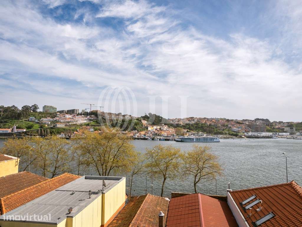 Apartamento T3 duplex com vista rio, na Foz, Porto - View 3