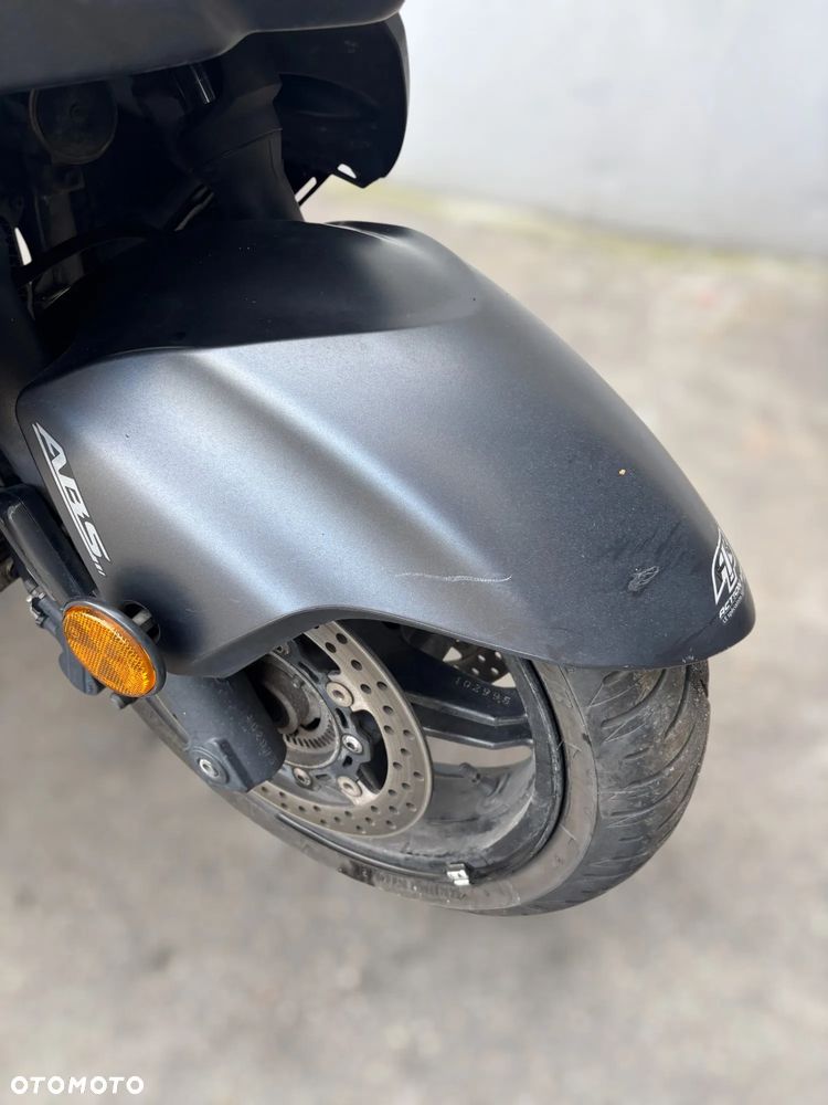 Suzuki Burgman - 8