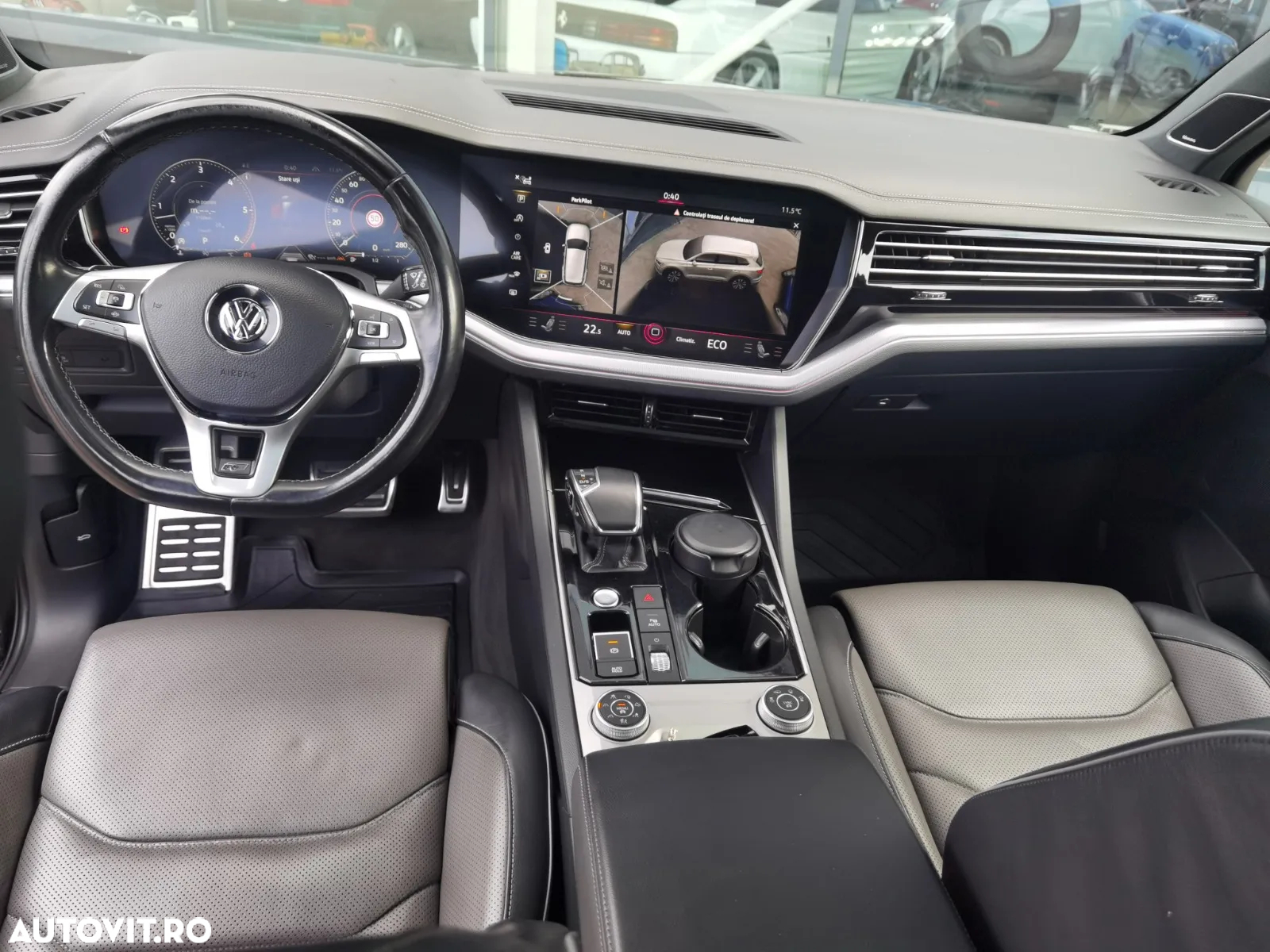 Volkswagen Touareg V6 TDI R-Style - 6