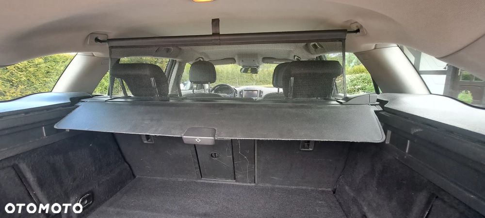 Opel Insignia 2.0 CDTI - 9