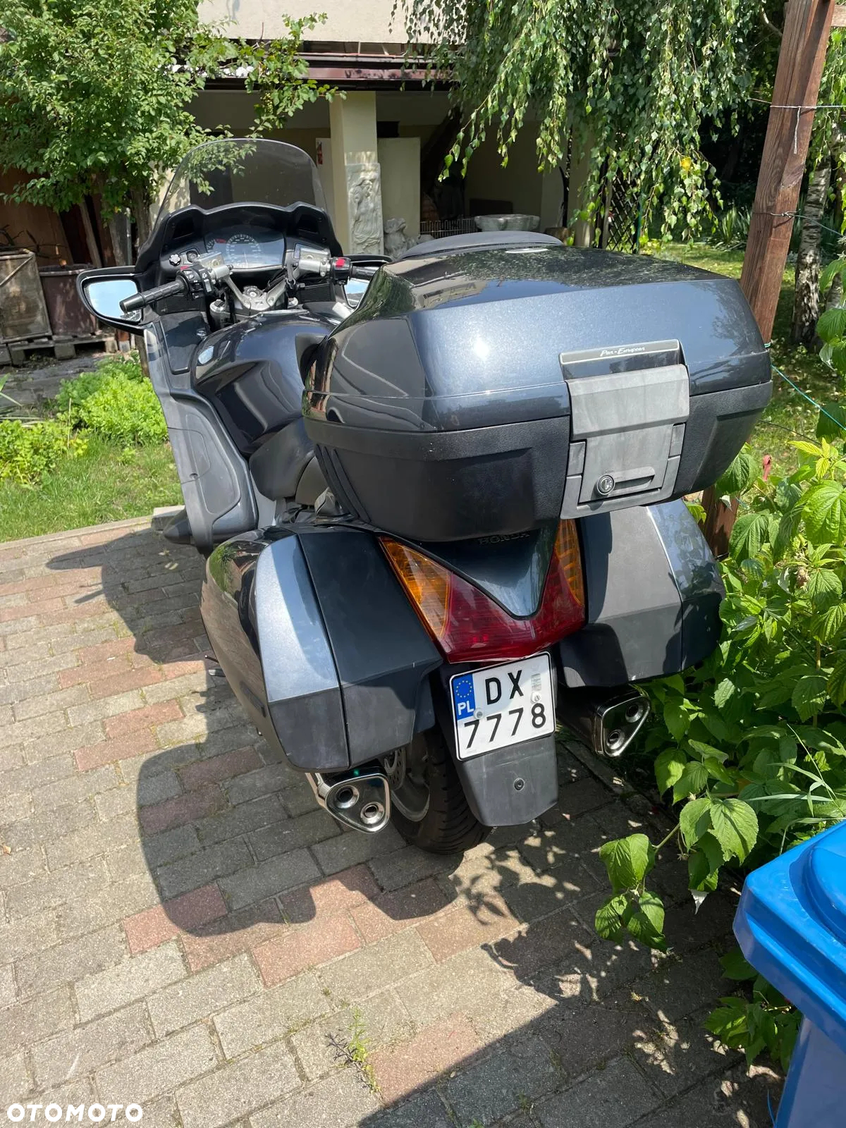 Honda ST - 4